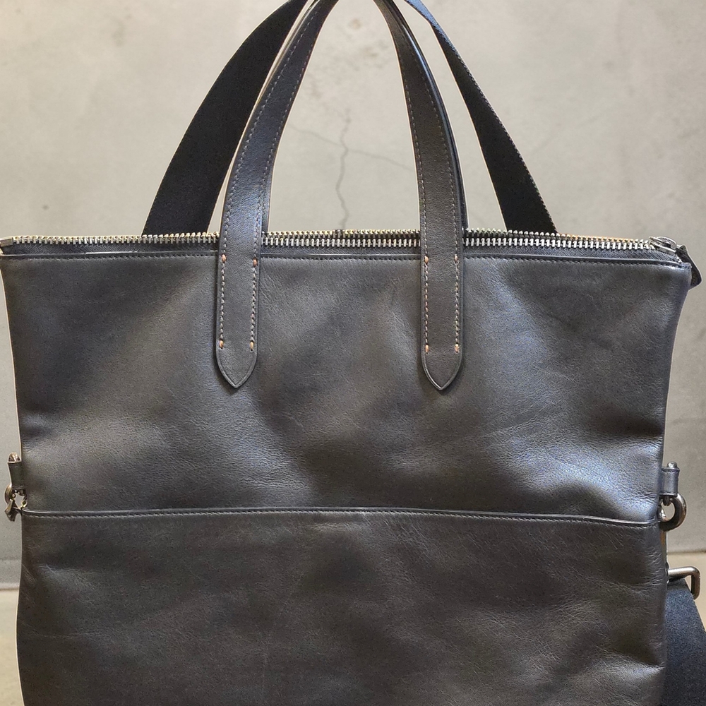 Coach Graham Foldover Tote - Picture 5 of 9